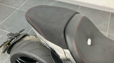 Ducati X Diavel V4 Burning Red (25MY)